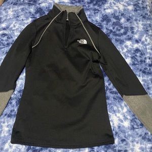 North Face 1/4 Zip - Gray/Black - Women’s XS